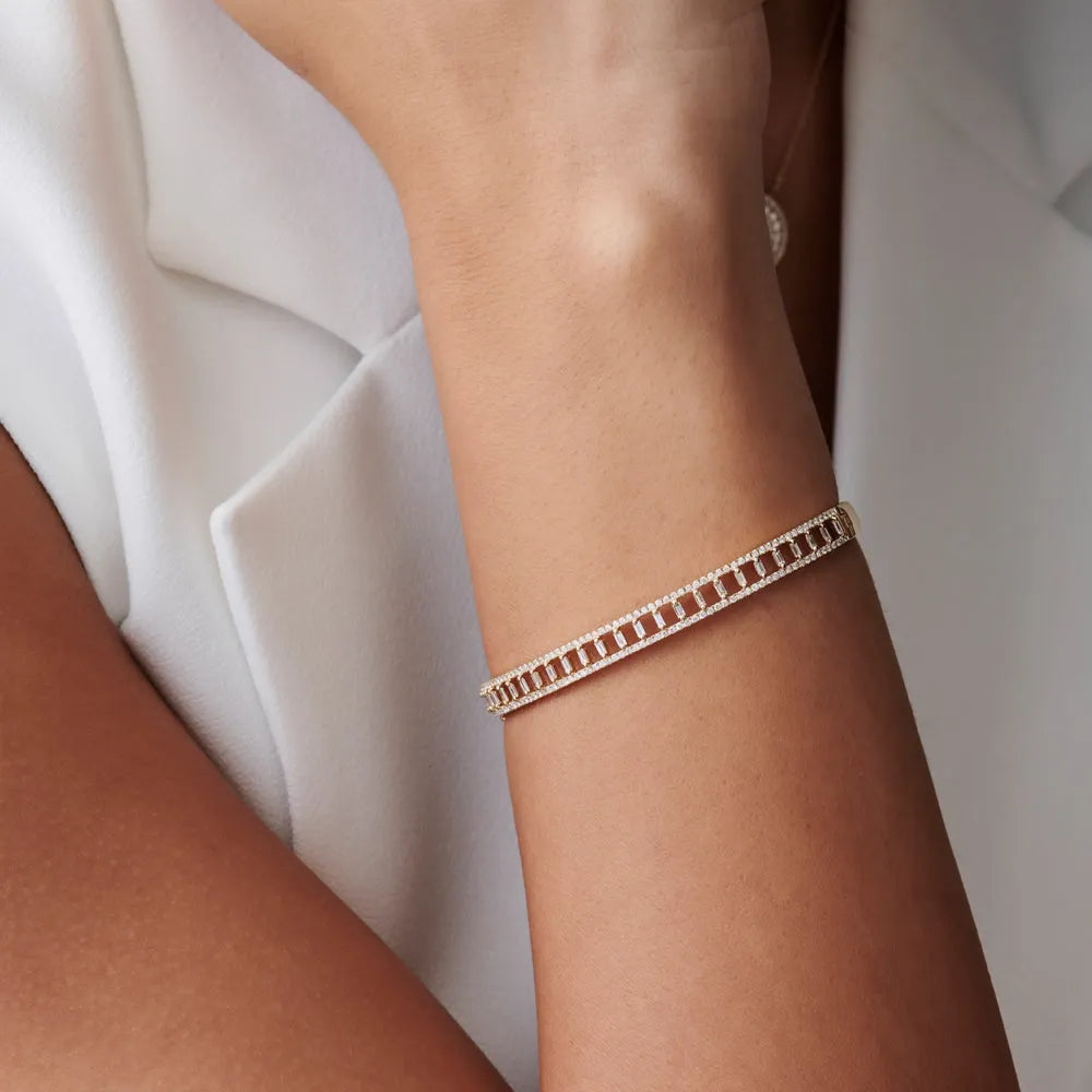 14K Solid Gold 1.33 CTW Baguette and Round Diamond Bangle