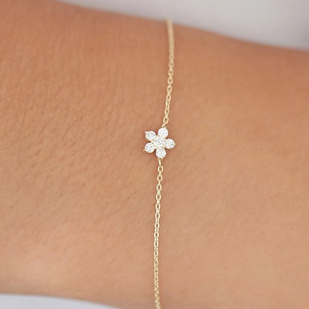 14K Solid Gold 0.18 CTW Round Diamond Flower Charm Prong Set Bracelet