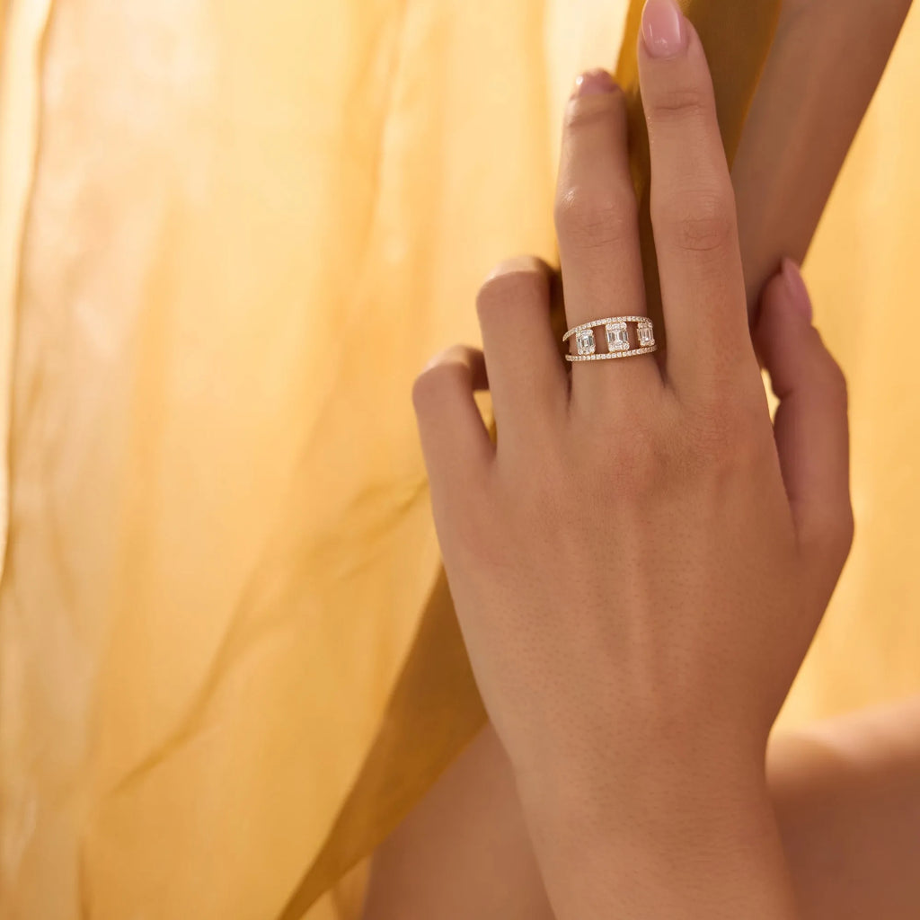 14K Gold 0.80 Carat Baguette and Round Diamond Illusion Setting Cocktail Ring