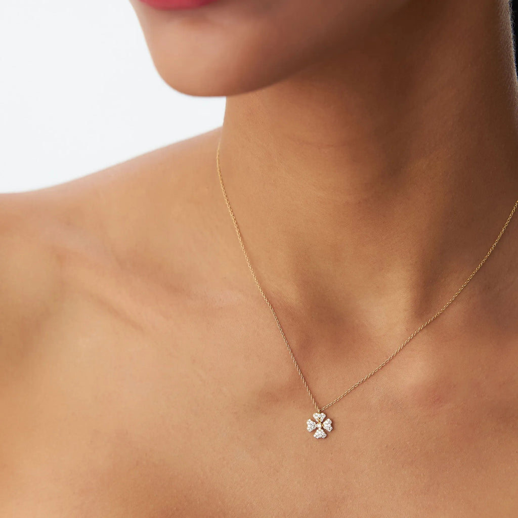 14K Solid Gold 0.25 CTW Round Diamond Clover Necklace