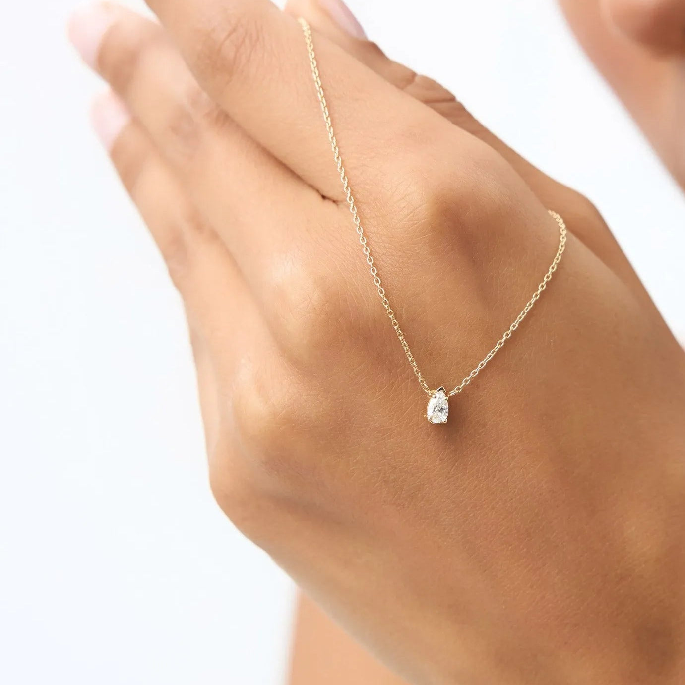 14K Solid Gold Pear Shape Diamond Solitaire Necklace Prong Setting 0.23ctw