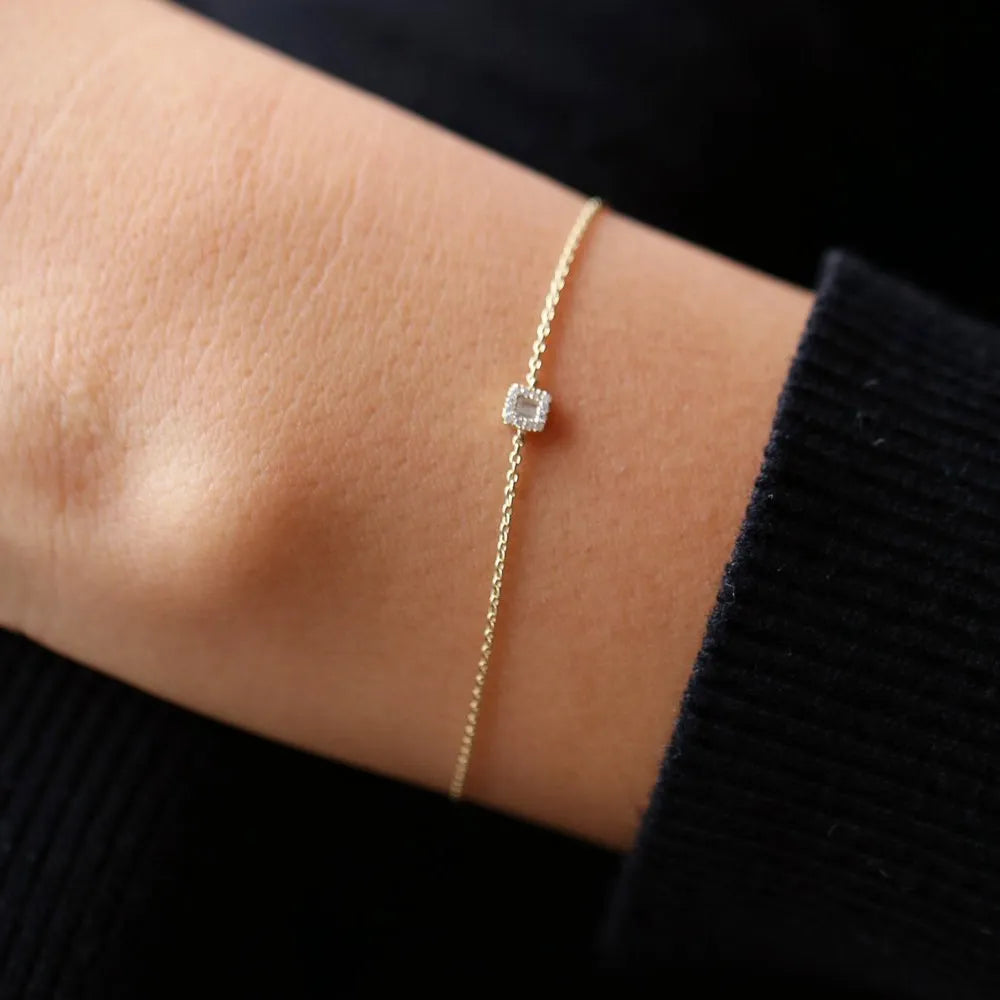 14K Solid Gold Baguette and Round Diamond Station Bracelet 0.10 Carat