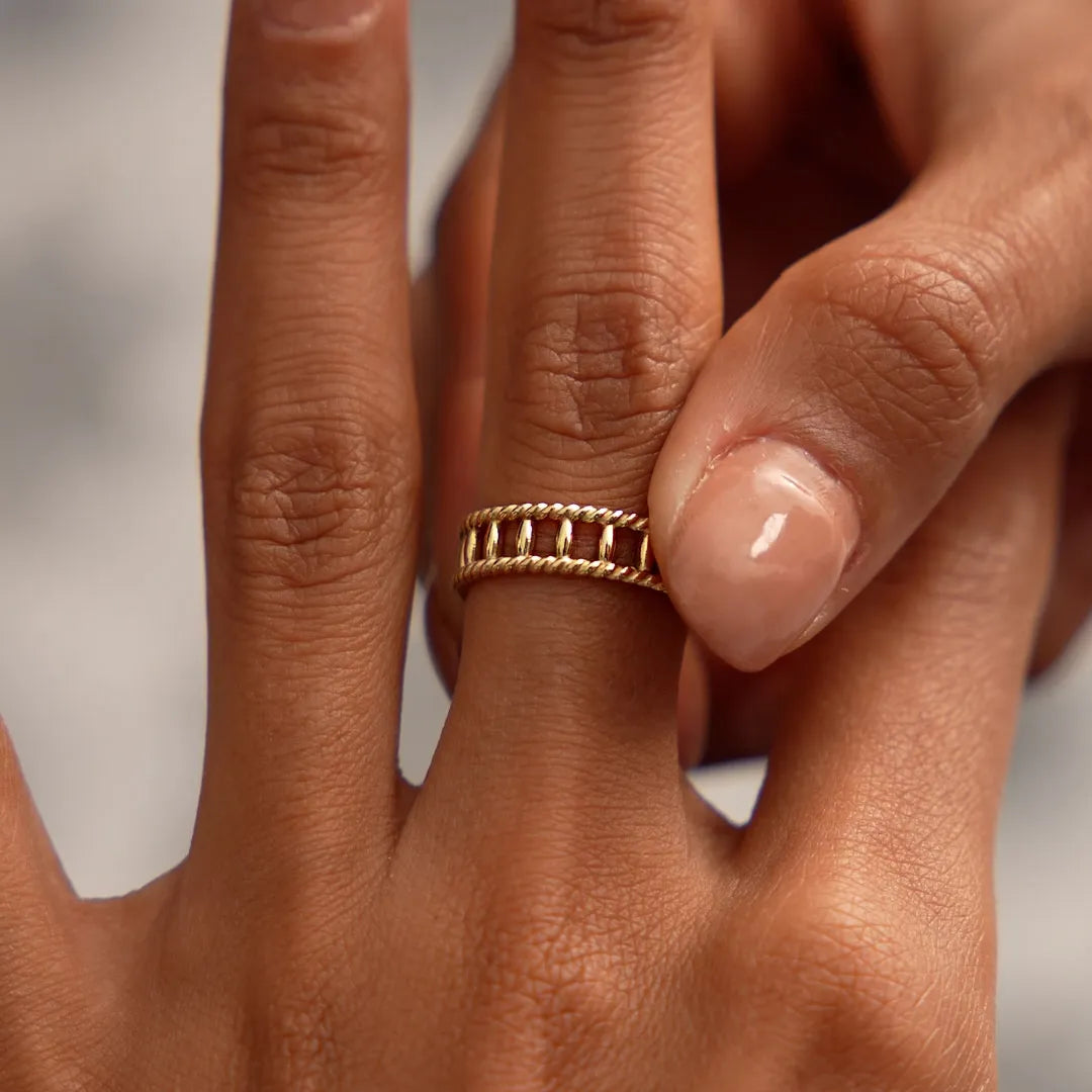 14k Gold Double Rope Link Ring 5.3mm Wide Statement Band