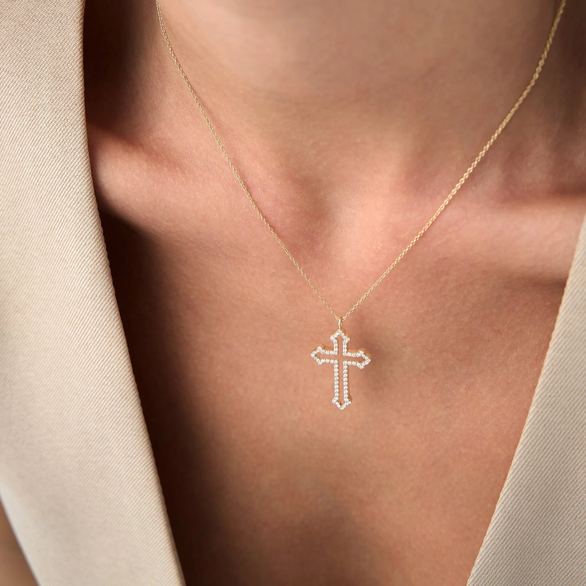 14K Solid Gold Round Diamond Pave Cross Pendant Necklace 0.29ctw