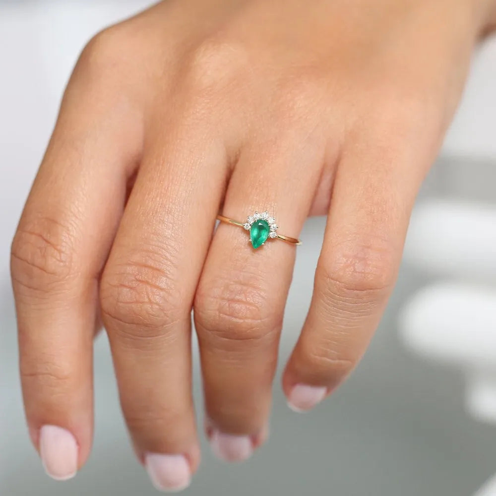 14K Solid Gold Pear Shape Emerald and Round Diamond Half Halo Engagement Ring 0.43 CTW