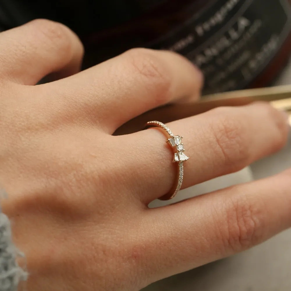 14k Gold 0.25 ctw Baguette and Round Diamond Bow Ring
