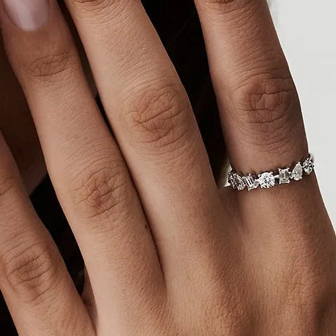 14k Gold Diamond Mixed Round Baguette and Pear Cut 0.77 Ctw Prong Set Ring