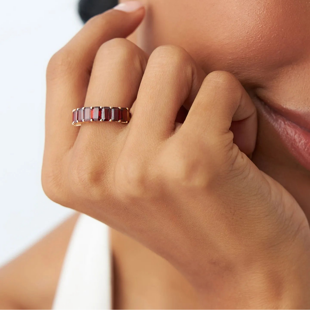 14K Solid Gold Emerald Cut Garnet 3.10 Carat Nine Stone Ring