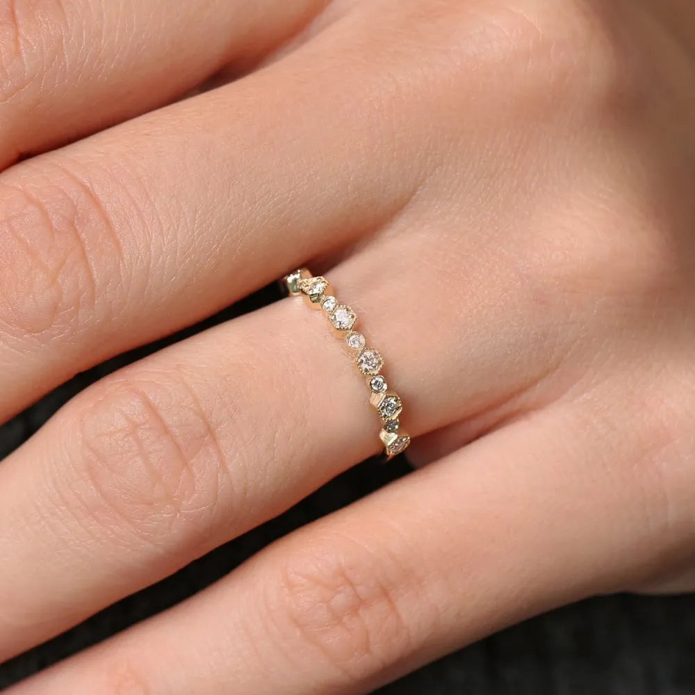 14K Gold Round Cut Diamond 0.25 Ctw Band Ring