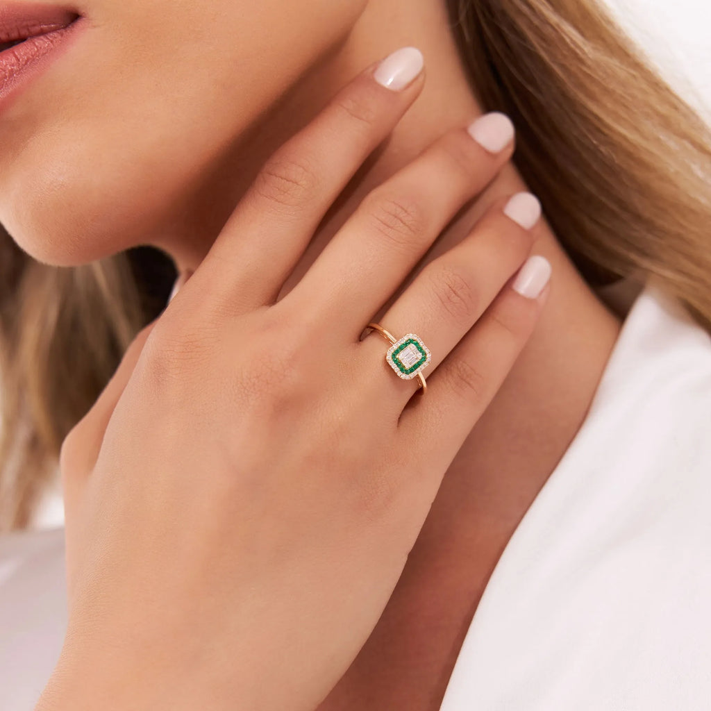 14K Solid Gold Round Emerald and Baguette Diamond Halo Ring 0.47 CTW