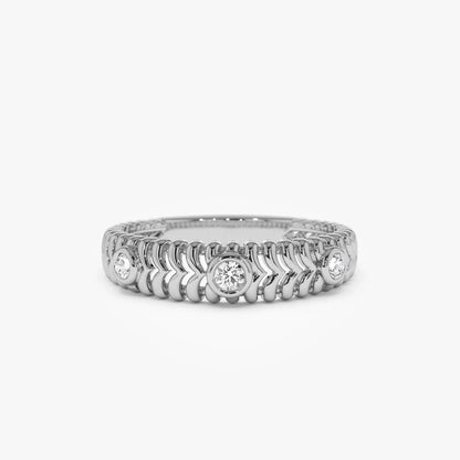14K Solid Gold Round Diamond 0.12 Carat Ribbed Three Stone Ring