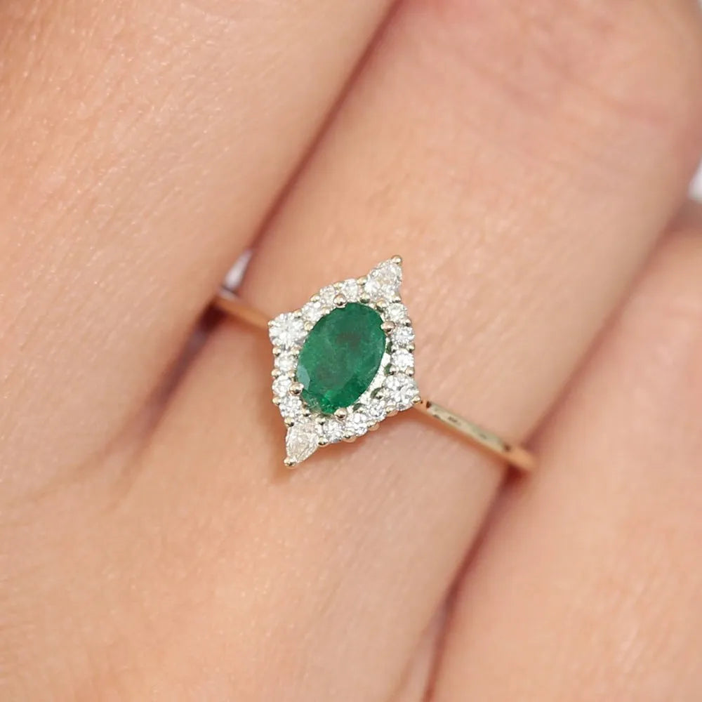 14K Solid Gold Oval Emerald and Pear Round Diamond Ballerina Ring 0.88 CTW