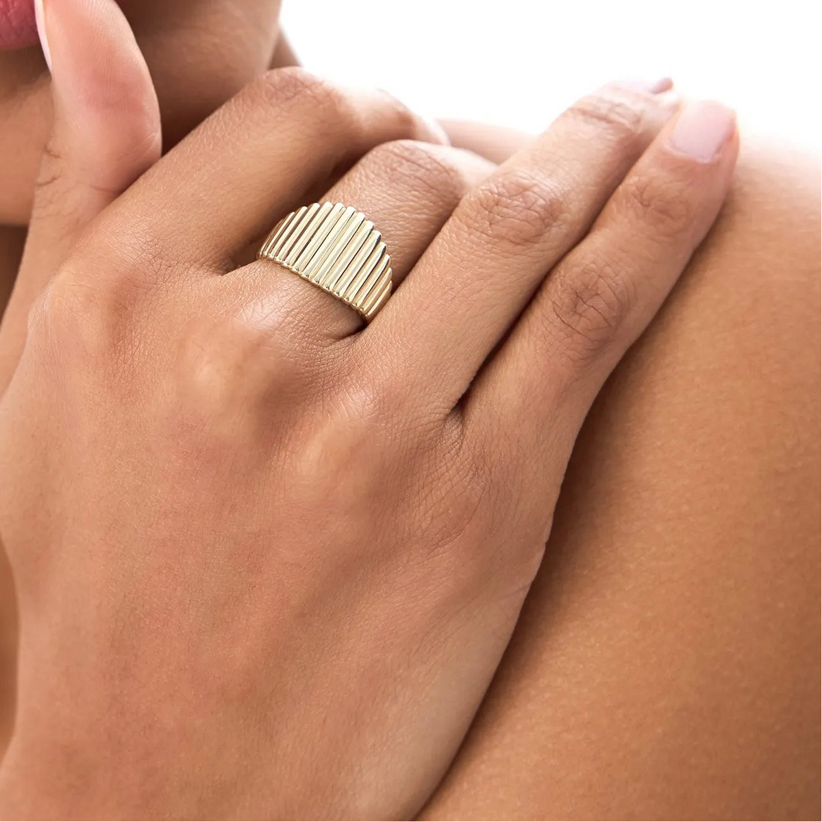 14k Gold Tapered Ribbed Statement Ring 14mm Wide Graduated Band