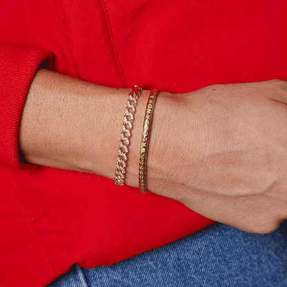 Diamond Solitaire Engravable Twist Name Cuff